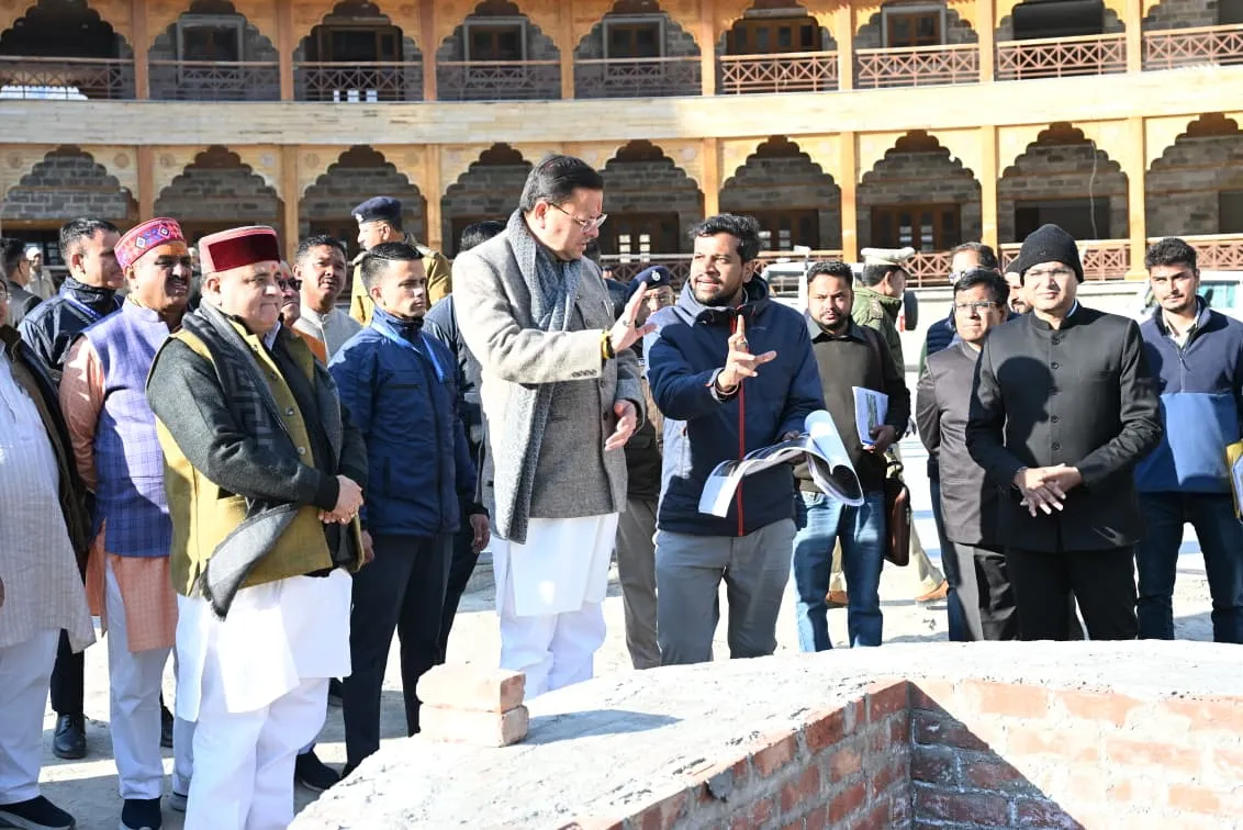 बद्रीनाथ धाम विकास कार्यों पर CM धामी के कड़े निर्देश