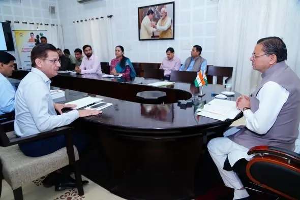 धामी सरकार का बड़ा कदम: ‘श्रमिक सेवा ऐप’ लॉन्च, 8 हजार मजदूरों के खातों में 17 करोड़ ट्रांसफर