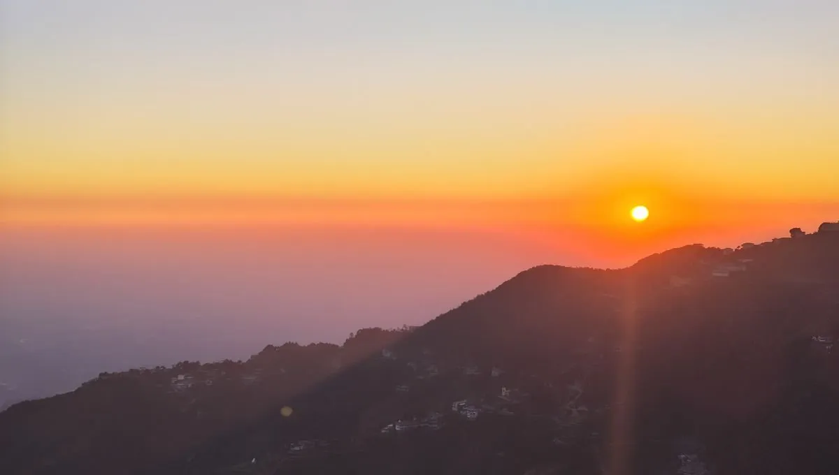 देहरादून में बढ़ी गर्मी, सुबह-शाम ठंड बरकरार; गुरुवार से बदलेगा मौसम