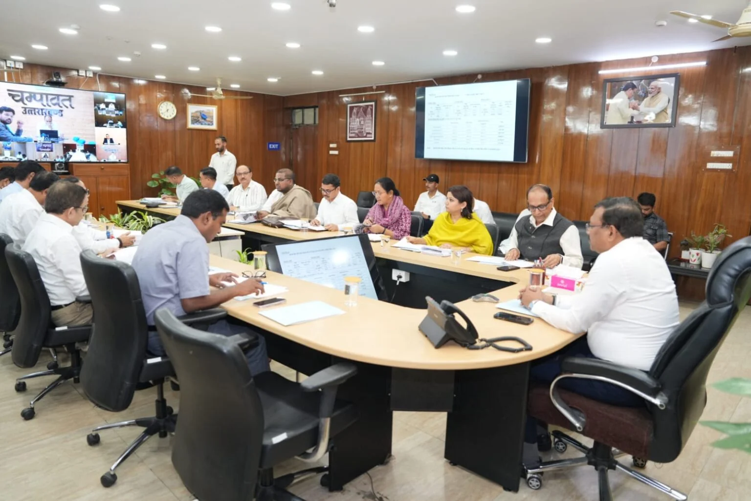 मुख्य सचिव आनन्द बर्द्धन ने की पीएम पोषण शक्ति निर्माण योजना की समीक्षा बैठक