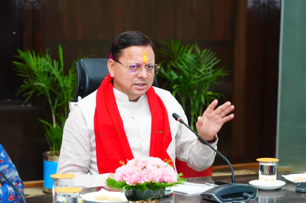 धामी कैबिनेट के बड़े फैसले सीएम ने आधी की फ्लीट, अब ‘वर्क फ्रॉम होम’ और ‘नो व्हीकल डे’
