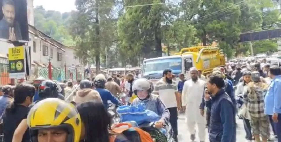 नैनीताल में बड़ा हादसा: बेकाबू जल संस्थान का ट्रक भीड़ में घुसा, दिल्ली की दो महिला पर्यटक गंभीर घायल