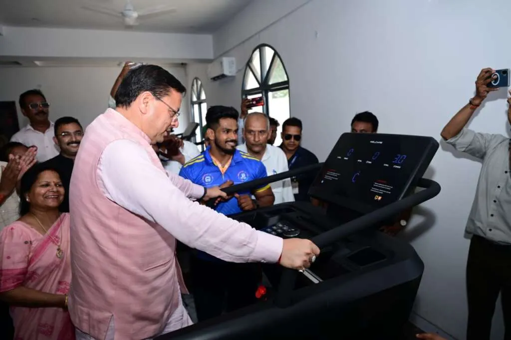 रुड़की को मिली खेलों की बड़ी सौगात: CM धामी ने 3.75 करोड़ के अत्याधुनिक स्पोर्ट्स कॉम्पलेक्स का किया लोकार्पण, खिलाड़ियों को मिलेंगी विश्वस्तरीय सुविधाएं
