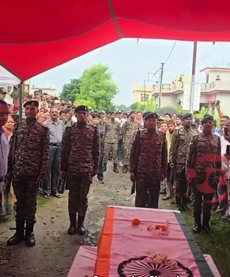 हल्द्वानी में शहीद बलवंत सिंह खेतवाल को अंतिम विदाई, राजकीय सम्मान के साथ उमड़ा जनसैलाब | Manipur Terror Attack