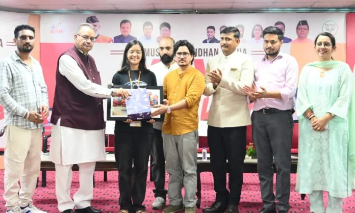 युवा शक्ति ही विकसित भारत की सबसे बड़ी ताकत, सफलता के साथ संस्कार भी जरूरी : कैबिनट मंत्री गणेश जोशी