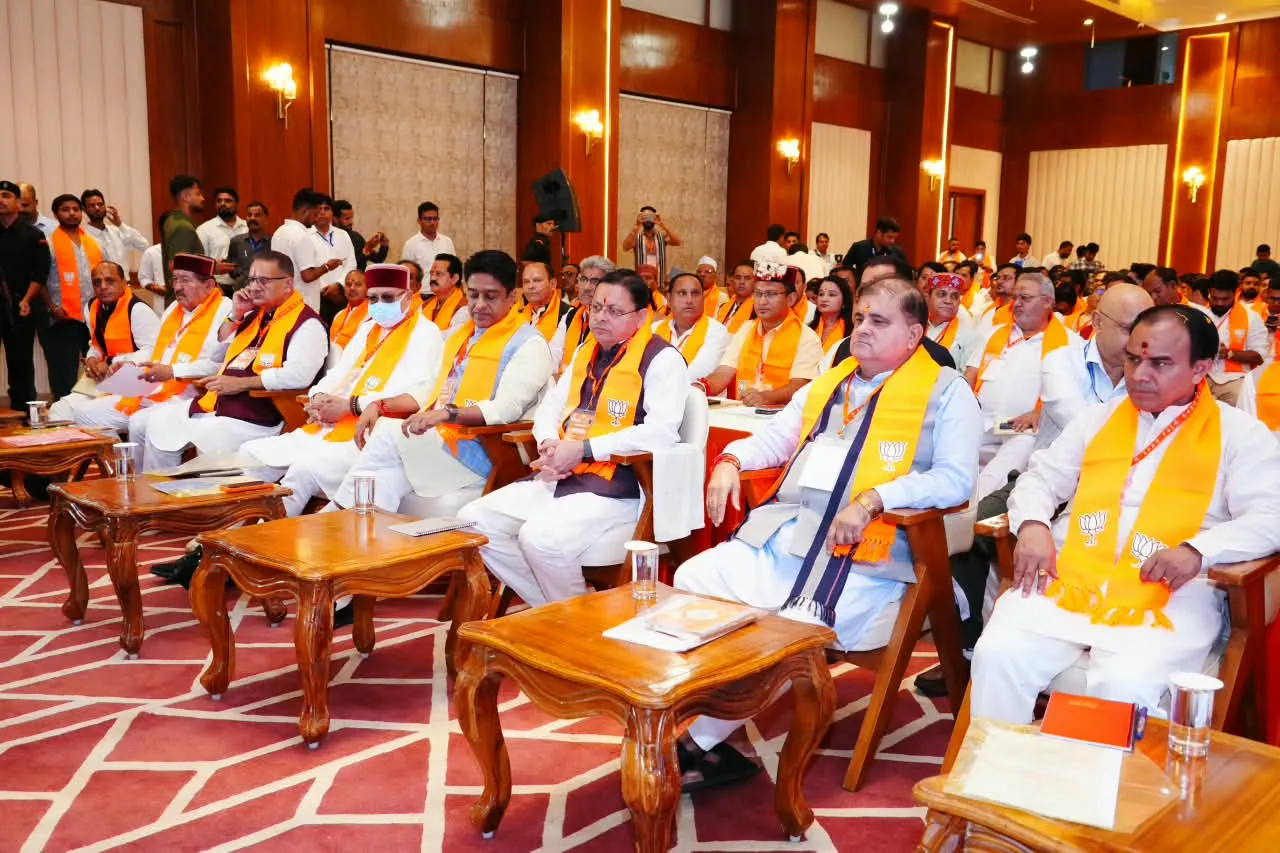 प्रधानमंत्री श्री नरेंद्र मोदी का ‘मन की बात’ कार्यक्रम देशवासियों को राष्ट्र निर्माण में सक्रिय भागीदारी के लिए करता है प्रेरित : मुख्यमंत्री
