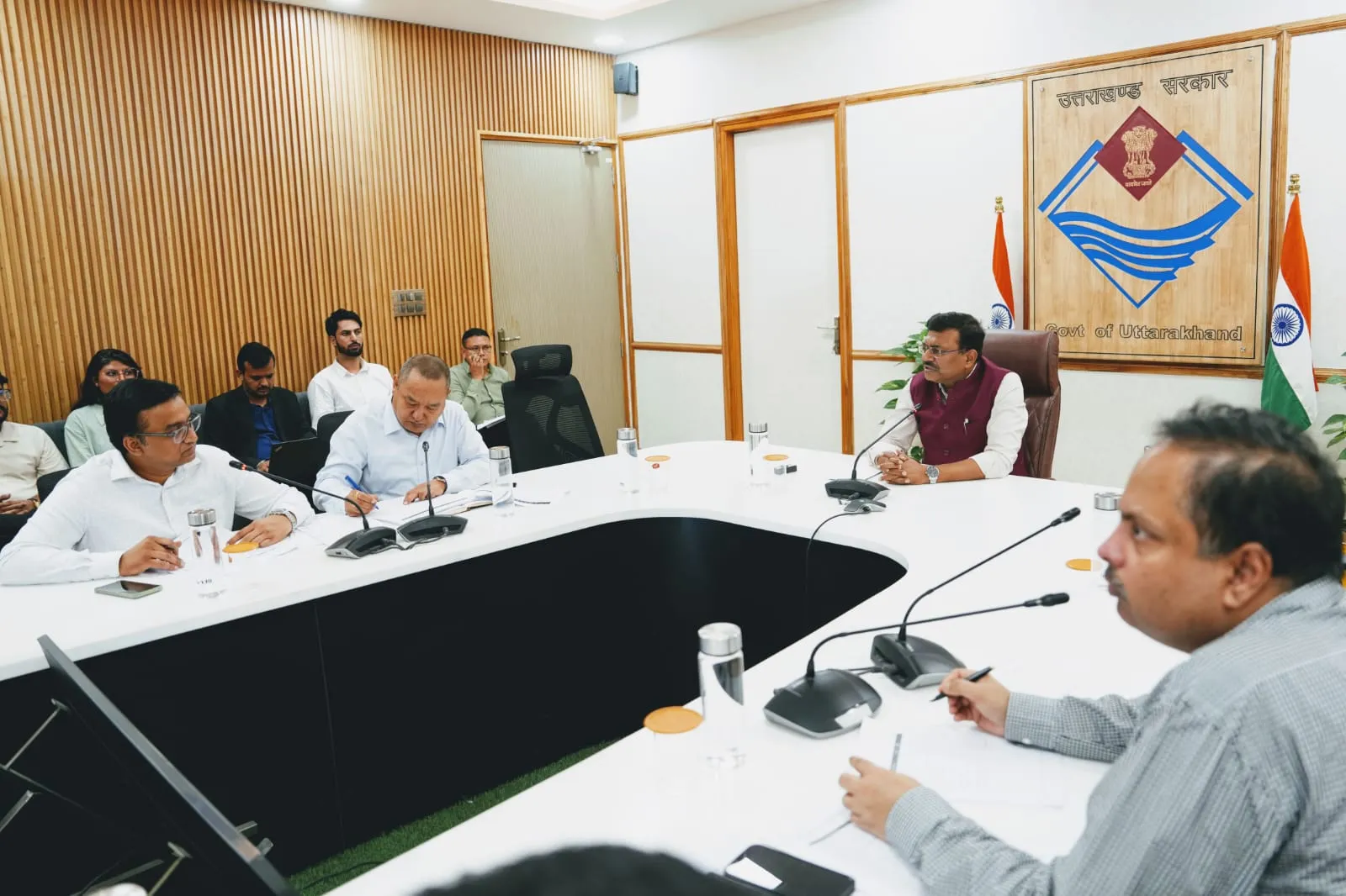 उत्तराखंड में रोपवे परियोजनाओं को मिलेगी रफ्तार, केदारनाथ से नैनीताल तक प्रोजेक्ट्स की समीक्षा