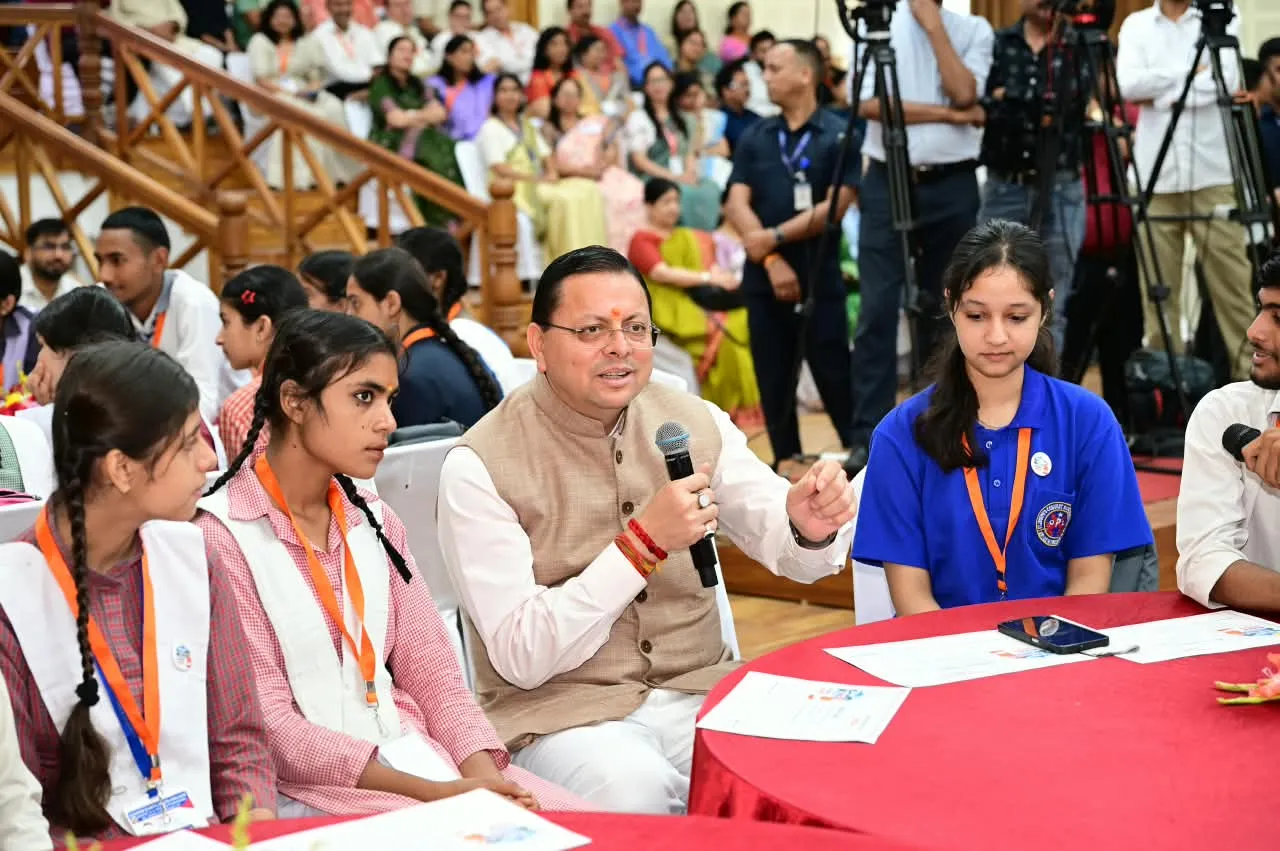 युवाओं के विचार विकसित उत्तराखण्ड के निर्माण में निभाएंगे महत्वपूर्ण भूमिका – मुख्यमंत्री