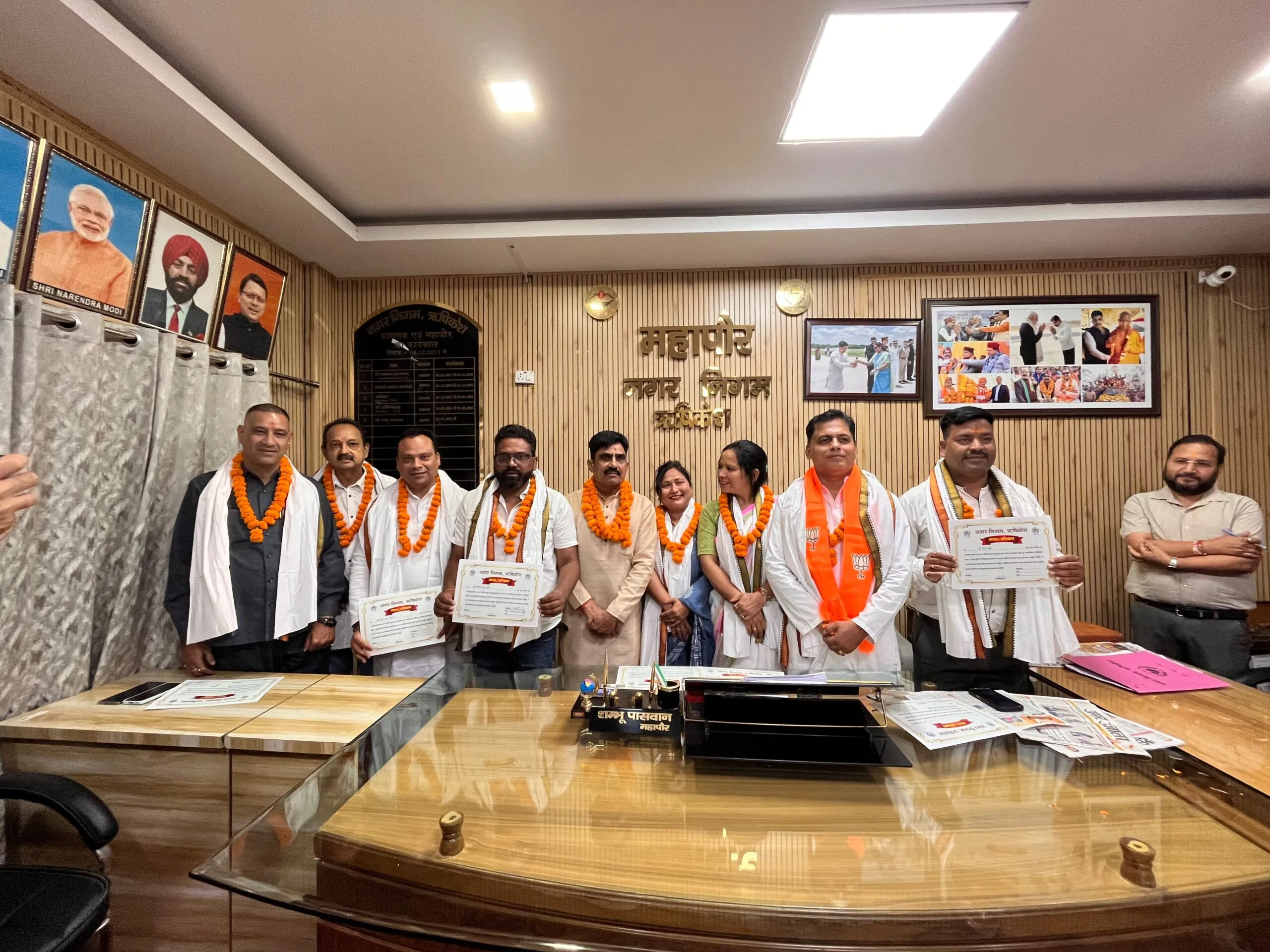 नगर निगम ऋषिकेश में नवनियुक्त नामित पार्षदों का शपथ ग्रहण समारोह संपन्न