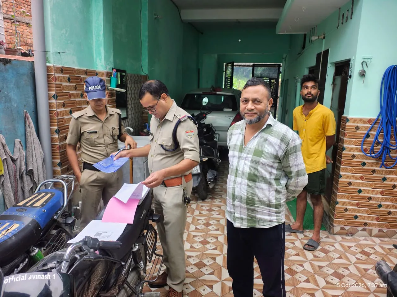 दून पुलिस का सत्यापन अभियान: 900 से अधिक लोगों का सत्यापन, 66 भवन स्वामियों पर कार्रवाई