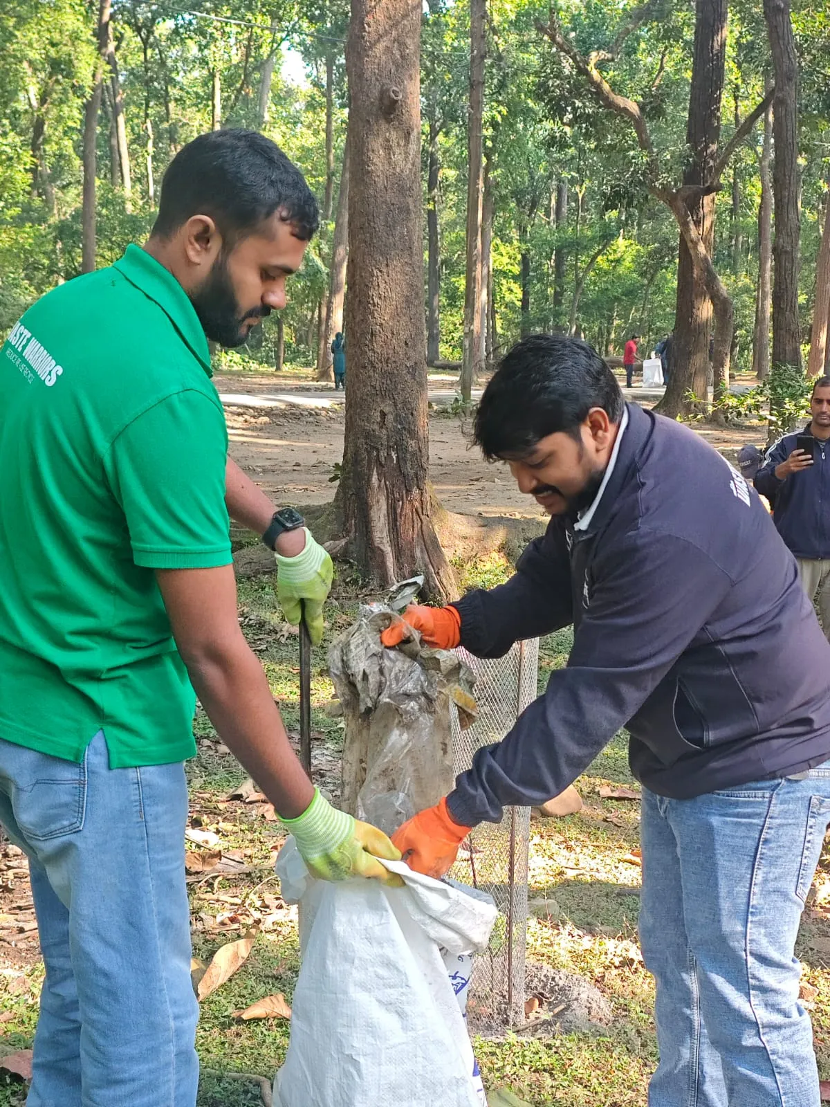 स्वच्छता ही सेवा अभियान के अंतर्गत लक्ष्मण सिद्ध मंदिर परिसर एवं वन क्षेत्र में चलाया स्वच्छता अभियान