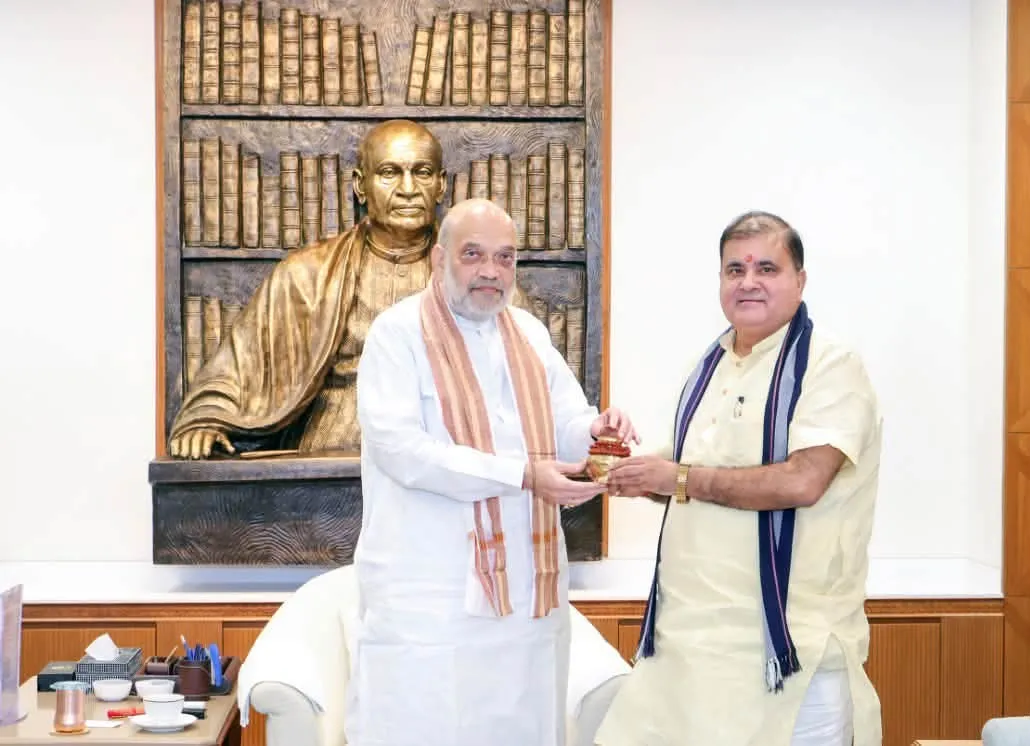 भाजपा प्रदेश अध्यक्ष भट्ट ने गृहमंत्री अमित शाह से की शिष्टाचार भेंट, सुपुत्र के विवाह का दिया निमंत्रण!