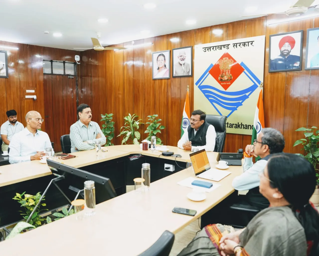 उत्तराखंड के युवाओं को विदेशी भाषाओं का प्रशिक्षण देने की तैयारी, हर जिले में स्थापित होंगे प्रशिक्षण केंद्र